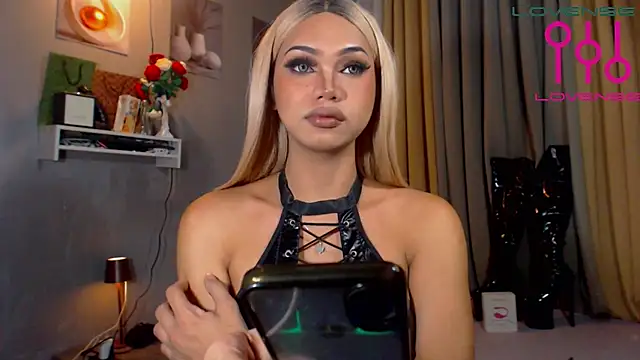 Lexi_ThunderFuck Pertunjukan Webcam