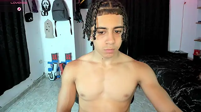 Bradley_Strong Live XXX-Chat