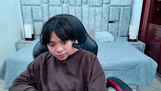laureentt_'s Live XXX Chat