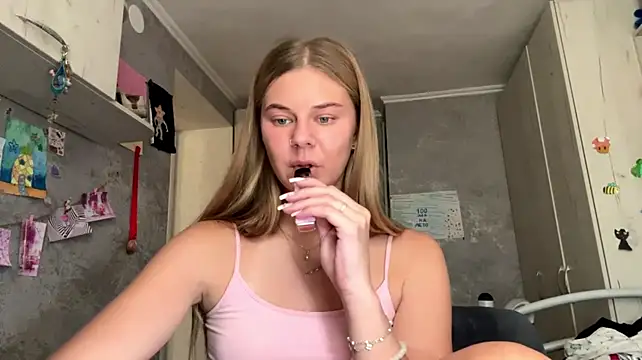 Онлайн чат XXX HoneysPiee