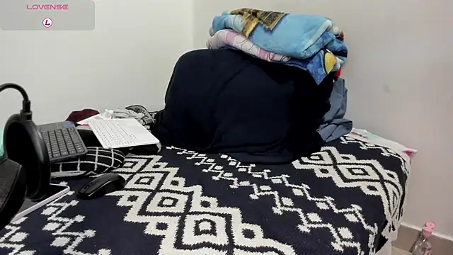 XXX chat uživo modela Aron_Baylor