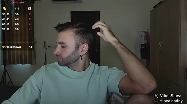 DaddySlava Show in webcam