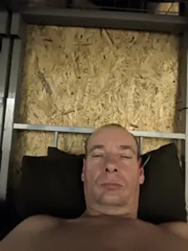 ManyCumm Webcam show