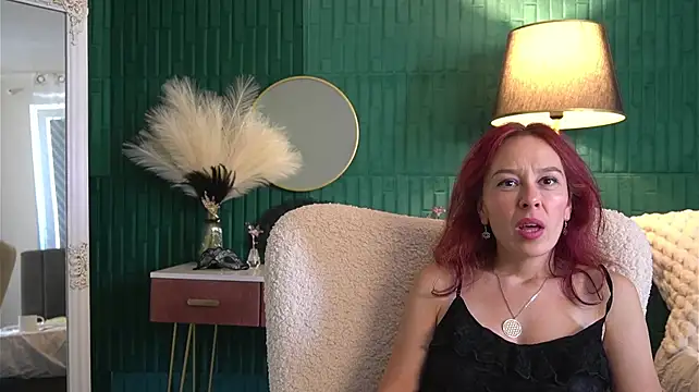 Czat XXX na żywo – HaileyMoonn