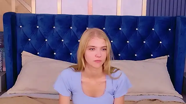 Chatroom XXX en direct de 4example_Chloe