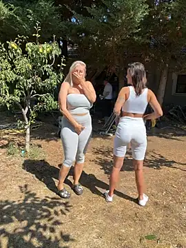 TUNDEROSE1 Live XXX-Chat