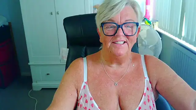 XXX chat uživo modela BridgetBlueEyes