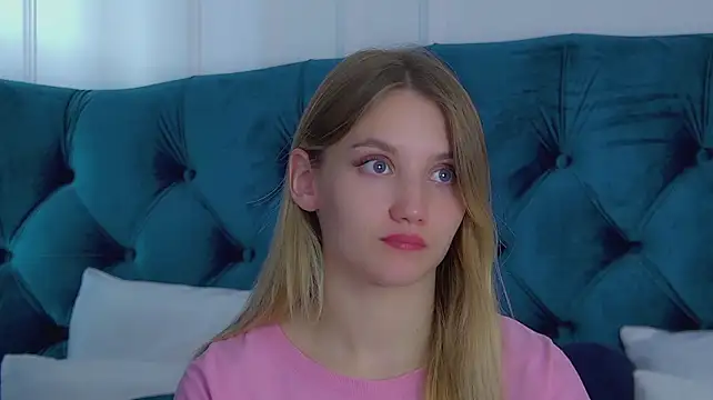 StacyEvances Adlı Modelin Canlı XXX Sohbeti