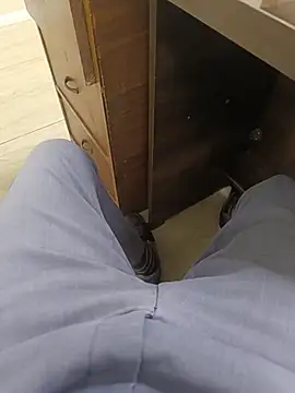 Kakabiraji Pertunjukan Webcam