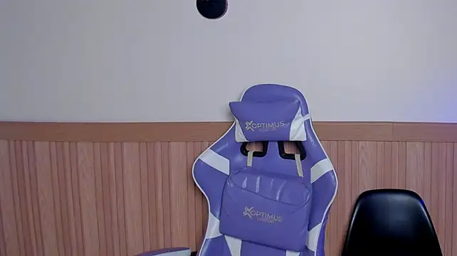 Chat XXX ao vivo de Amy_whittee