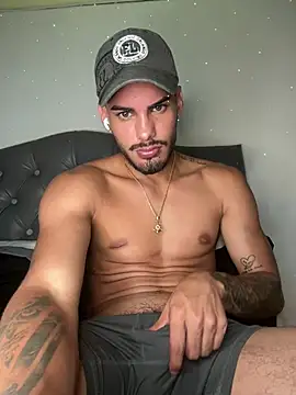 Derek_master Live XXX-chat