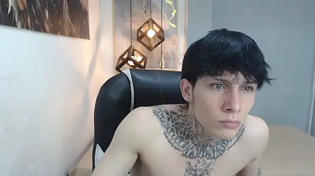 Cry_thereal's Live XXX Chat