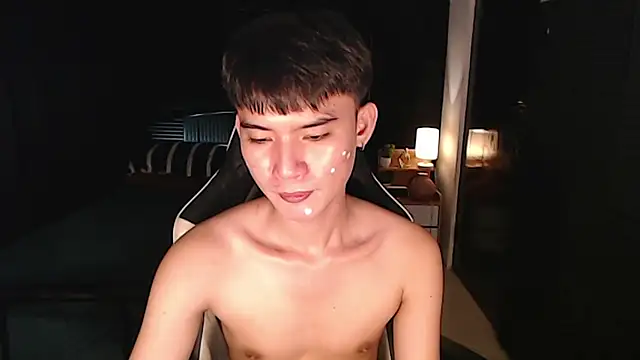asian_dai Pertunjukan Webcam