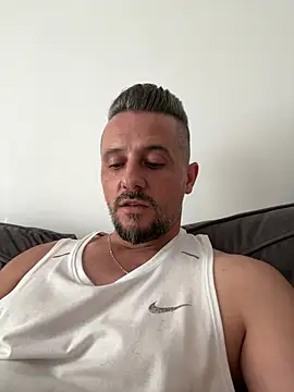 InsaneMattt Adlı Modelin Canlı XXX Sohbeti