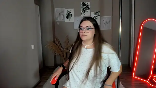 Chat +18 de MiraTorson ao vivo