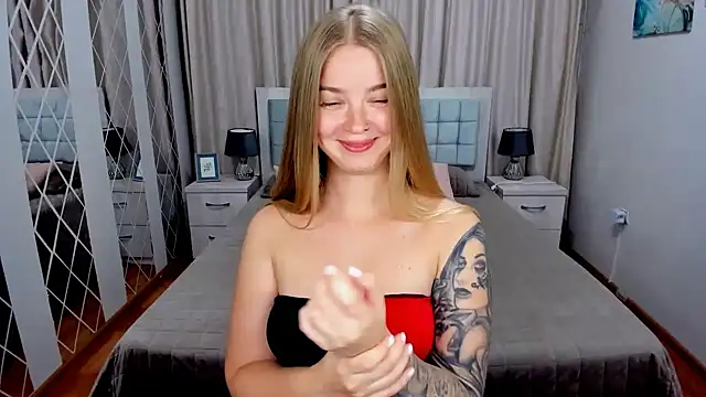 SirenaDoll Live XXX-Chat