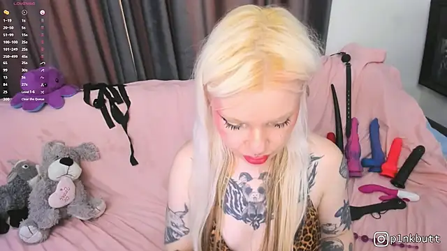 HelenGoat's Live XXX Chat
