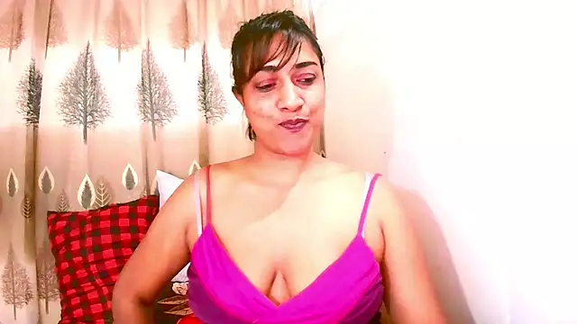 Indian_Erotic69 Obrolan Langsung XXX