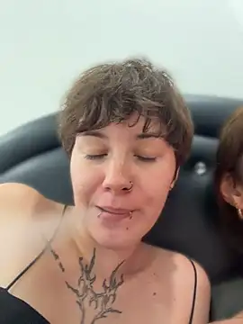 Chat +18 de IceMur ao vivo