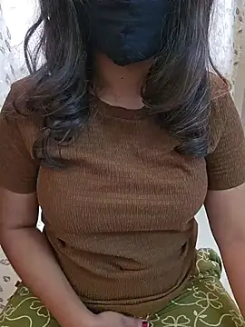 sluttytitties69 웹캠 쇼