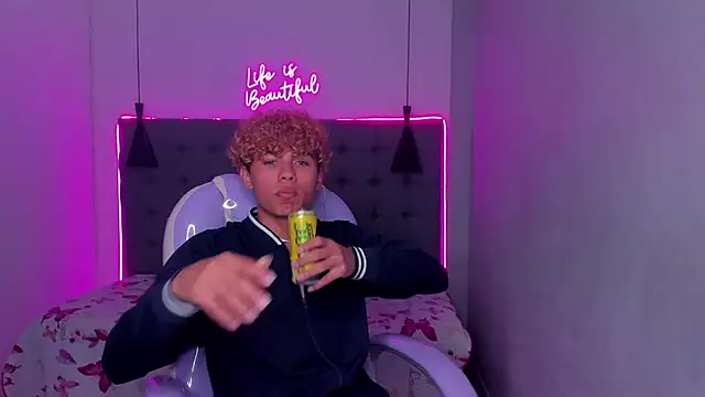 Anyelo_Twink 라이브 XXX 채팅