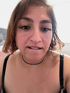 Spicy-Kareena's Live XXX Chat