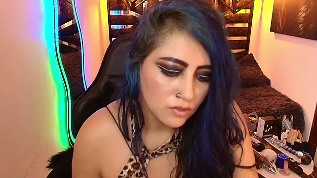 scarleth_blue's Webcam Show