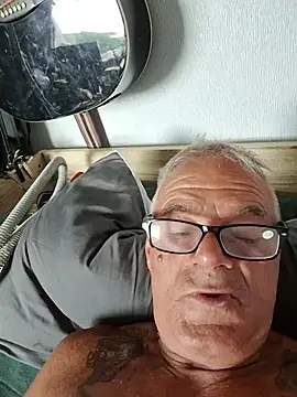 gymrat61 Pertunjukan Webcam