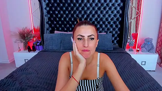 Rebecca_Diamond Live XXX-Chat
