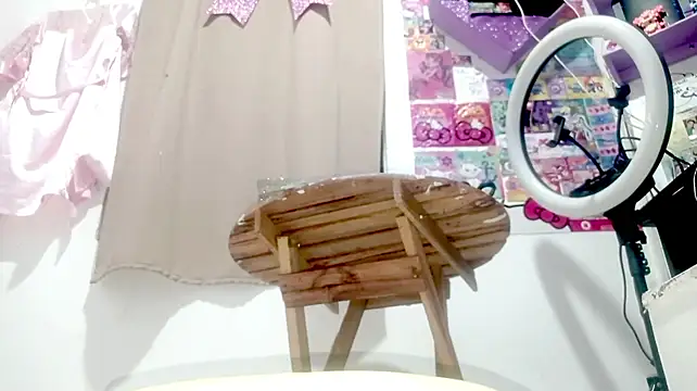 PetiteIvoryQueen19 라이브 XXX 채팅