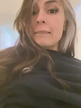 Pastoralrousy's Live XXX Chat