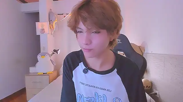 XXX chat uživo modela Sweet_Allan