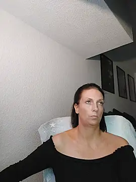 SexyJulia21's Live XXX Chat