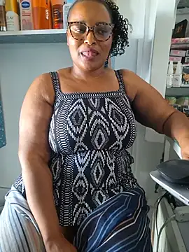 Goddess_of_Hearts' Live XXX Chat