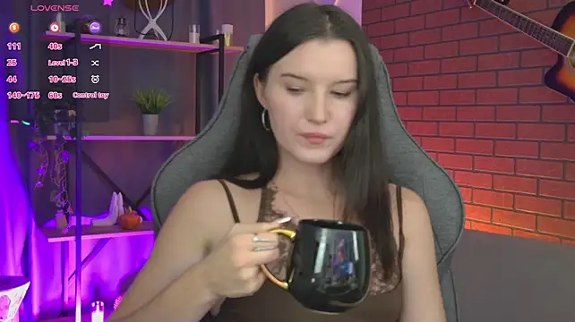 Chat +18 de AgataWillis ao vivo