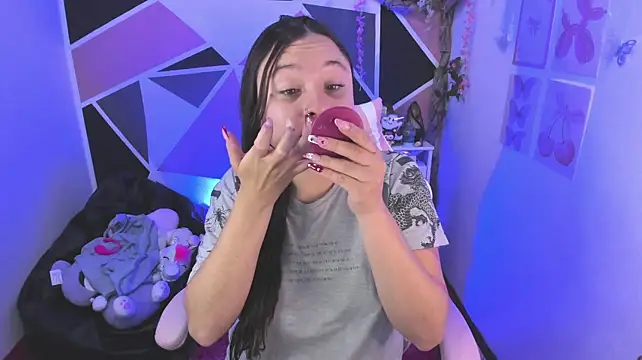 XXX chat uživo modela little_emma0