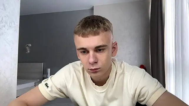 Вебкам-шоу SoloFury