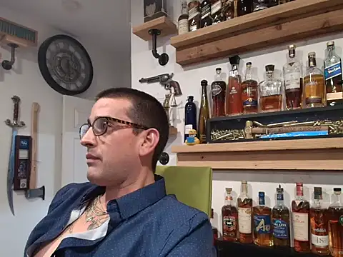HoT_sHoT_357: απευθείας συνομιλία ΧΧΧ