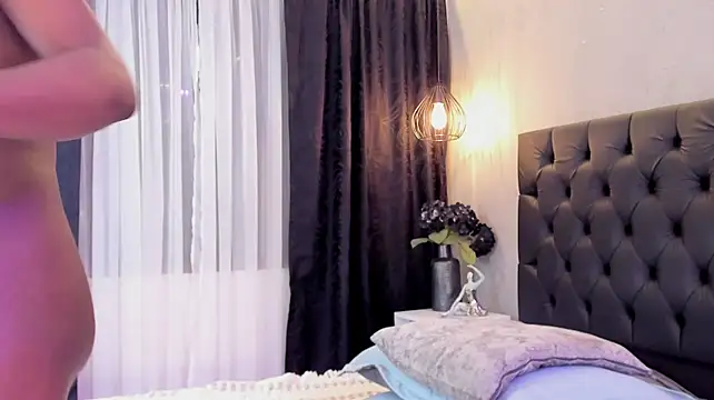 Show Webcam de naomi__blair