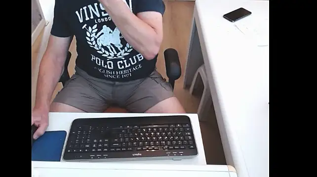 dutchpornking Chat XXX in diretta