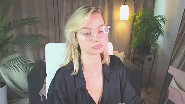 Chat XXX Live NoraMoreau