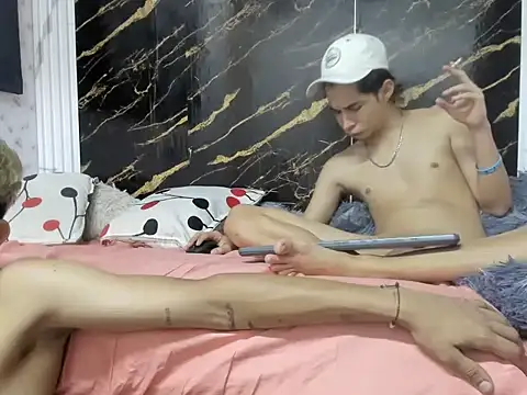 perverted_boyys22 – Naživo XXX chat