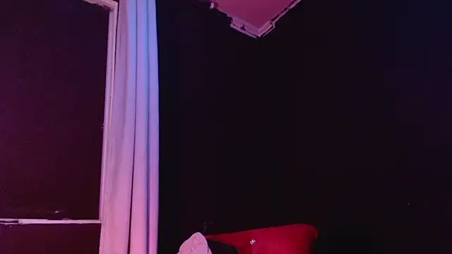 PervertedMissCloe ওয়েবক্যাম শো