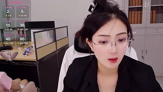 yangyang-777 Chat XXX in diretta