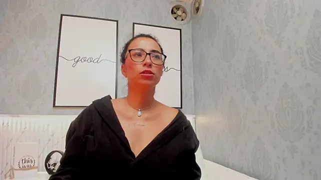 sarah_sluty – Live XXX-chat