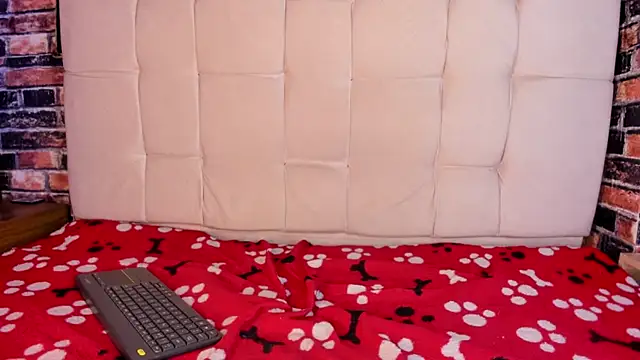Chat +18 de mayajones303av ao vivo