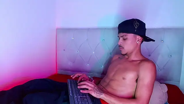 Angel_foxc13のウェブカメラショー