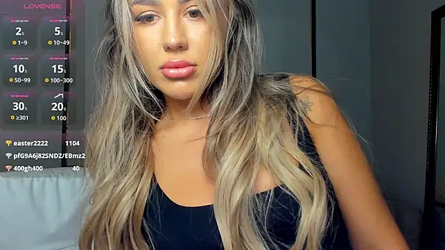 BarbieDoll13 live XXX chat