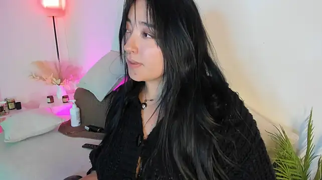Miss_Loise Chat XXX in diretta