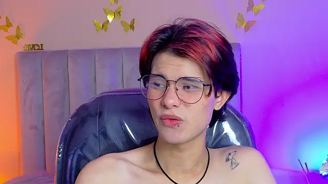 Derek_Sinnn Webbikameraesitys